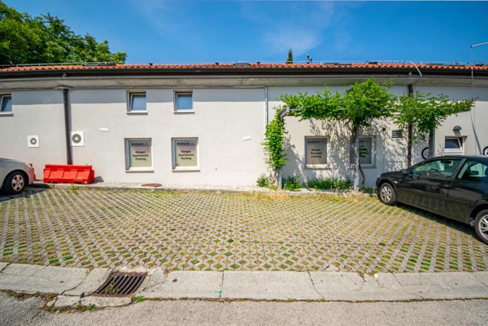Hangar Apartments Izola Exterior foto