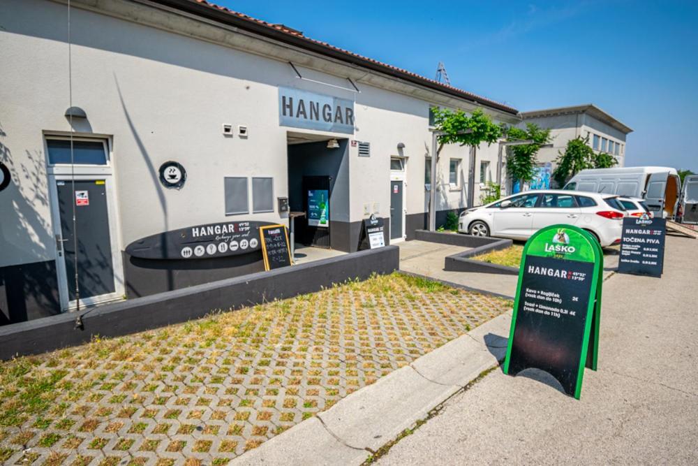 Hangar Apartments Izola Exterior foto